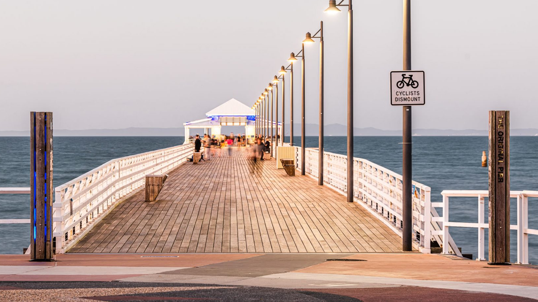 shorncliffe-pier-spotted-gum-mass-timber-2.png