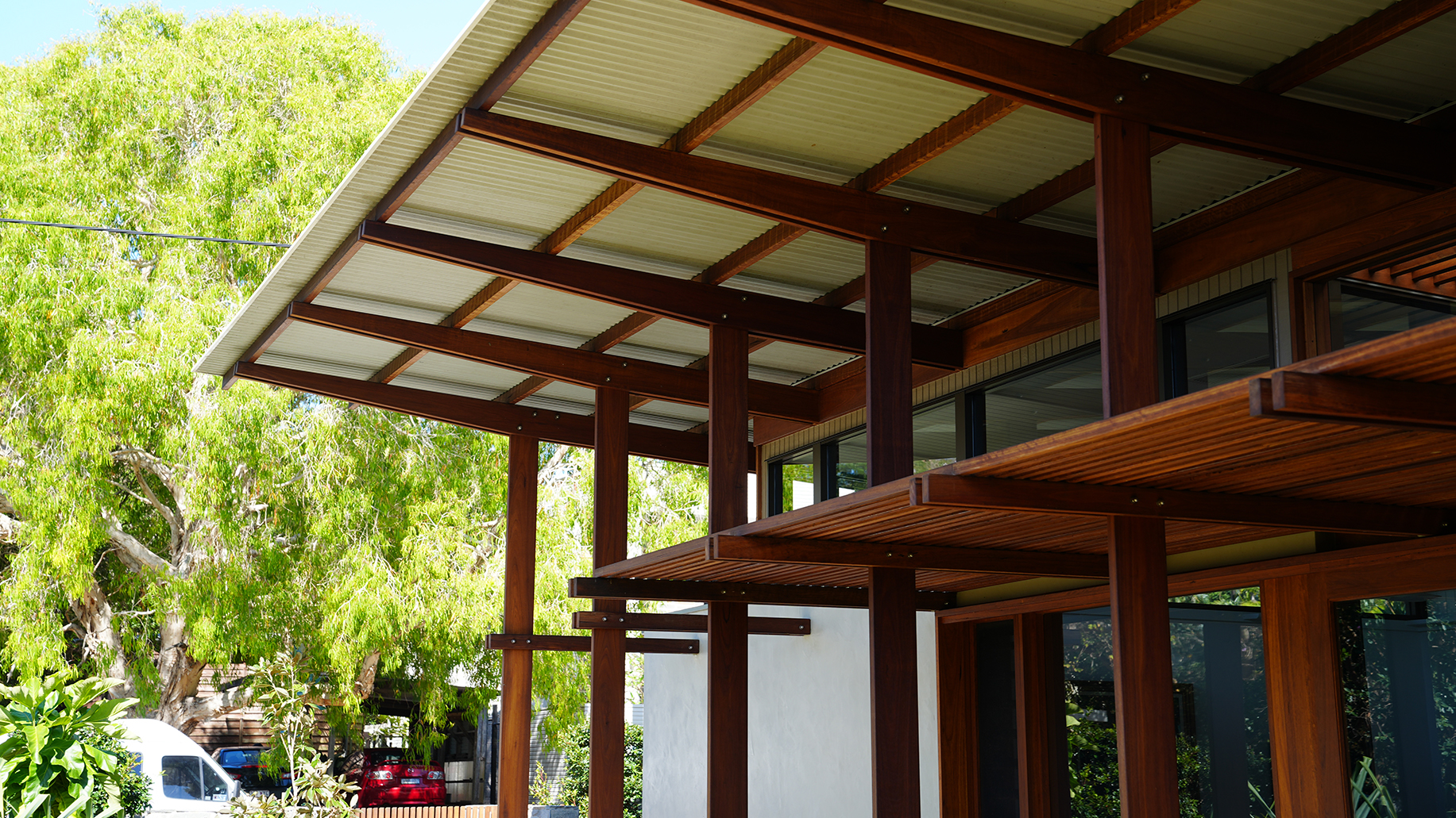 fingal-head-blackbutt-timber-pergola.jpg
